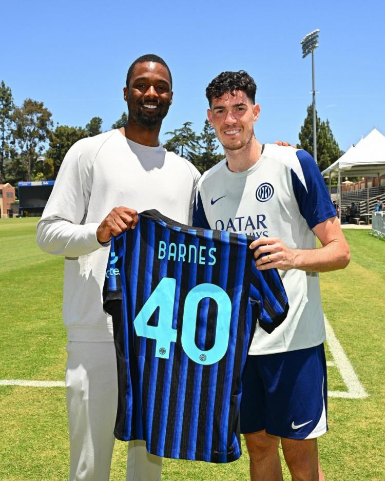 同时在二号 同时在二号